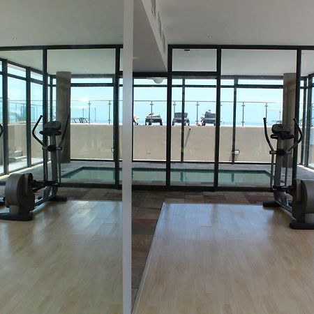 Infinity Oceanview 303A Apartment Bloubergstrand Luaran gambar