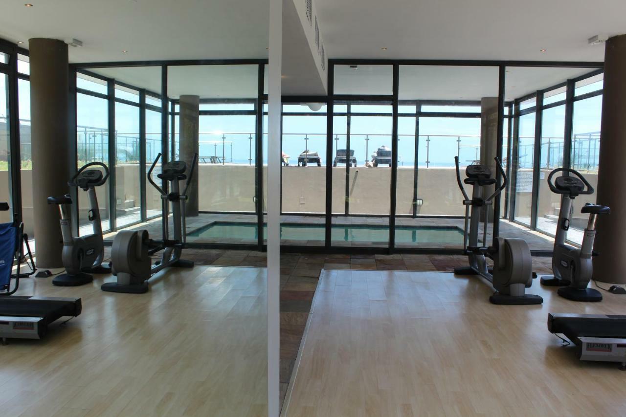 Infinity Oceanview 303A Apartment Bloubergstrand Luaran gambar