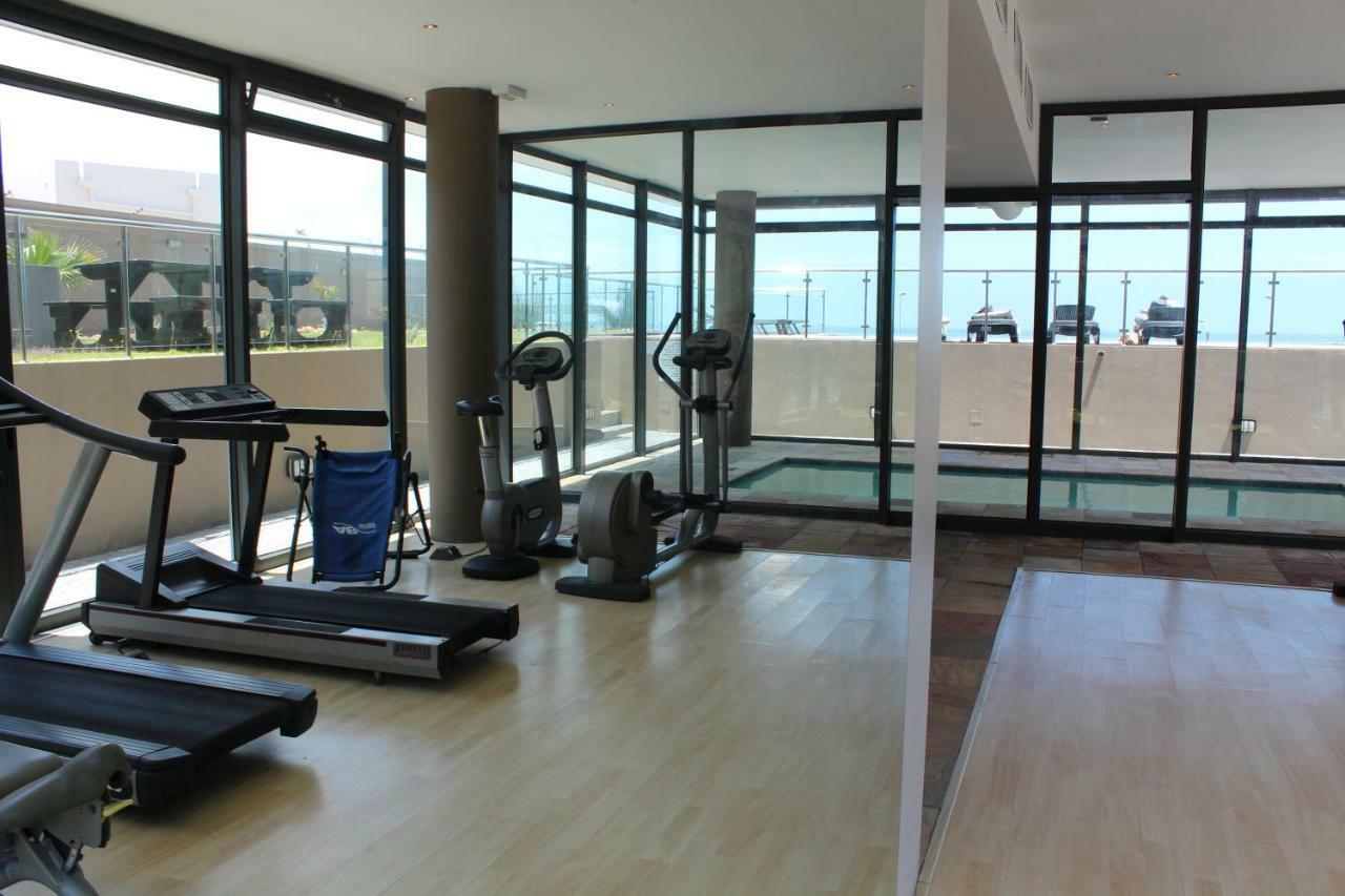 Infinity Oceanview 303A Apartment Bloubergstrand Luaran gambar